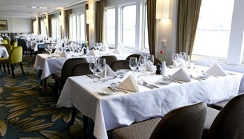 1548637221.2137_r450_Riviera Travel MS Charles Dickens Interior Restaurant 2.jpg